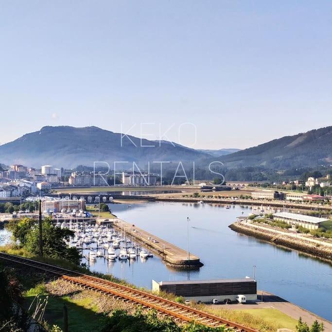 A Ledicia De Ana Apartment Viveiro Bagian luar foto