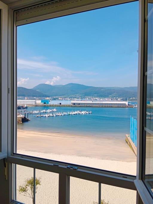A Ledicia De Ana Apartment Viveiro Bagian luar foto